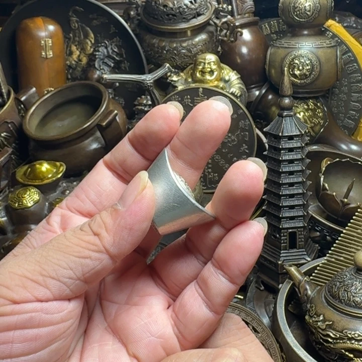 铜器摆件收收藏藏