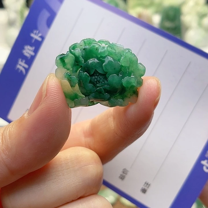 未镶嵌独山玉颈饰
