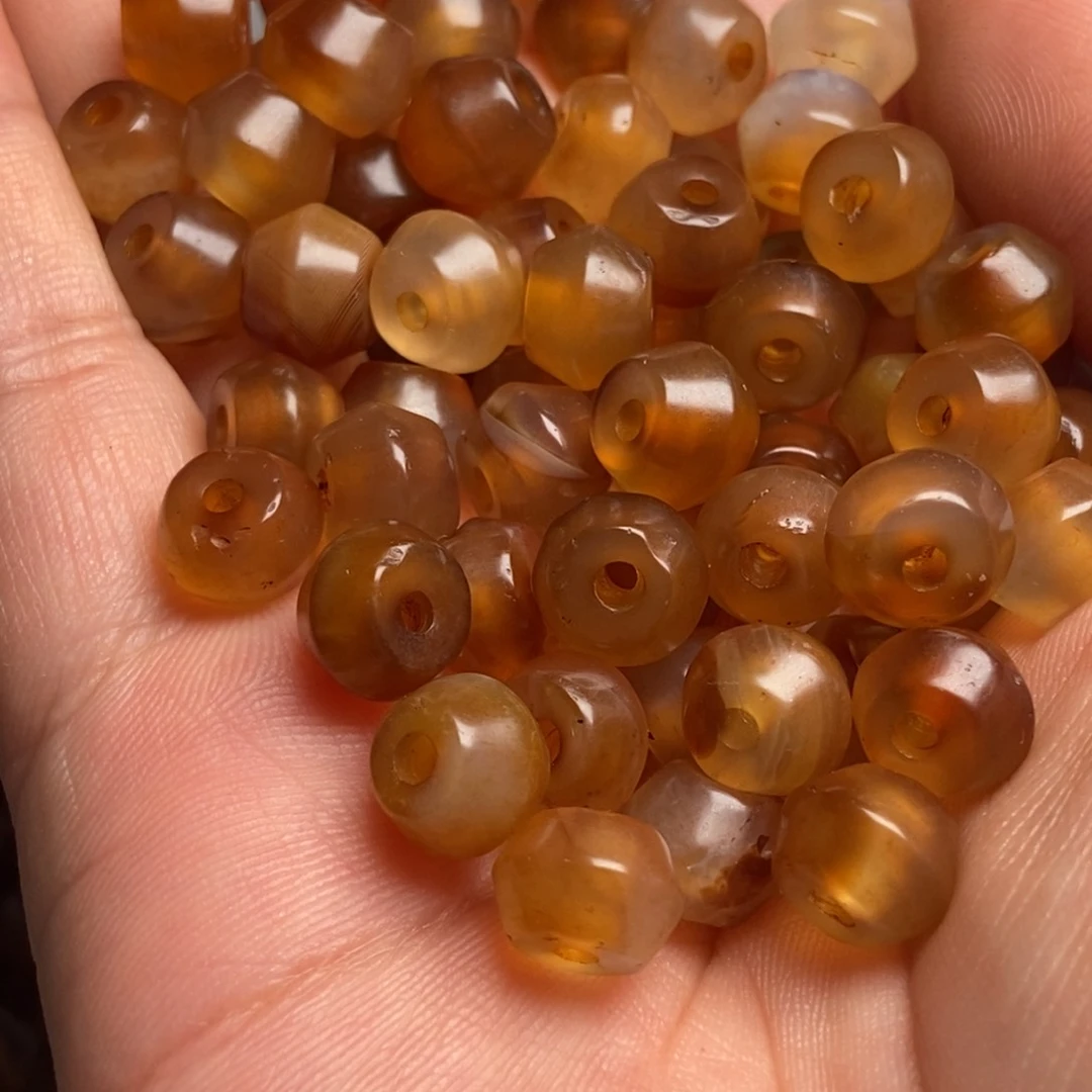 玛瑙/玉髓珠子未镶嵌微瑕玛瑙