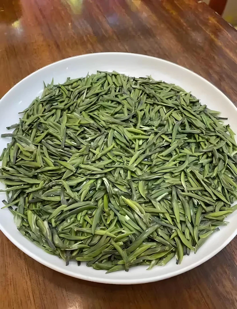明前新茶雀舌单芽饱满清香甘甜鲜爽回甘绿茶