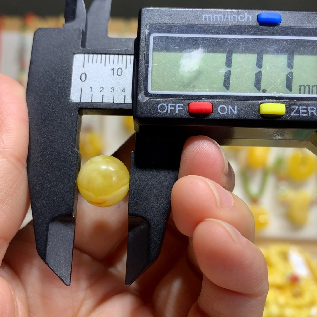 琥珀未镶嵌裸石特价配饰