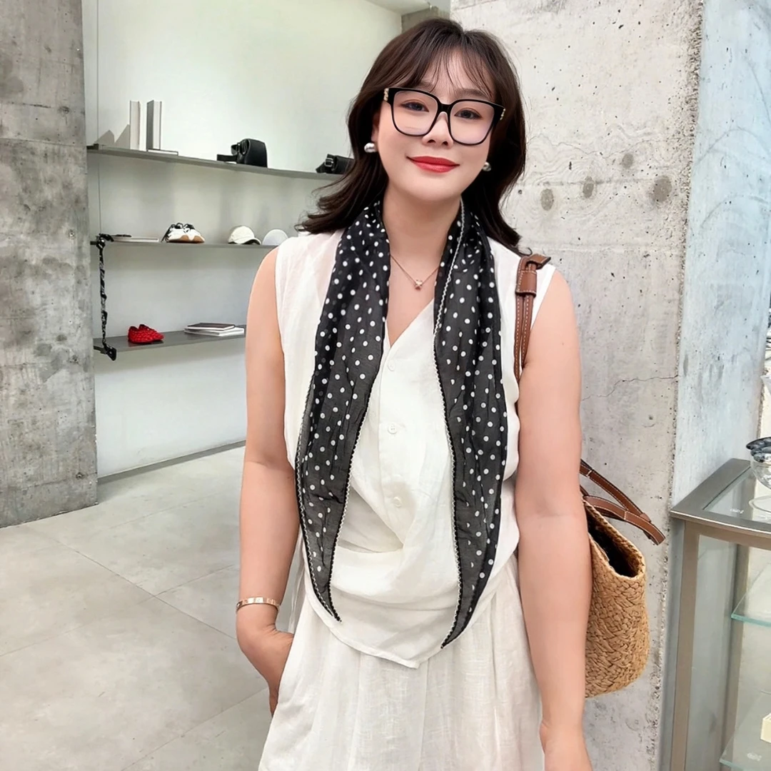 洋气！夏季法式黑白波点时尚黑色百搭桑蚕丝丝棉丝巾波点细领巾
