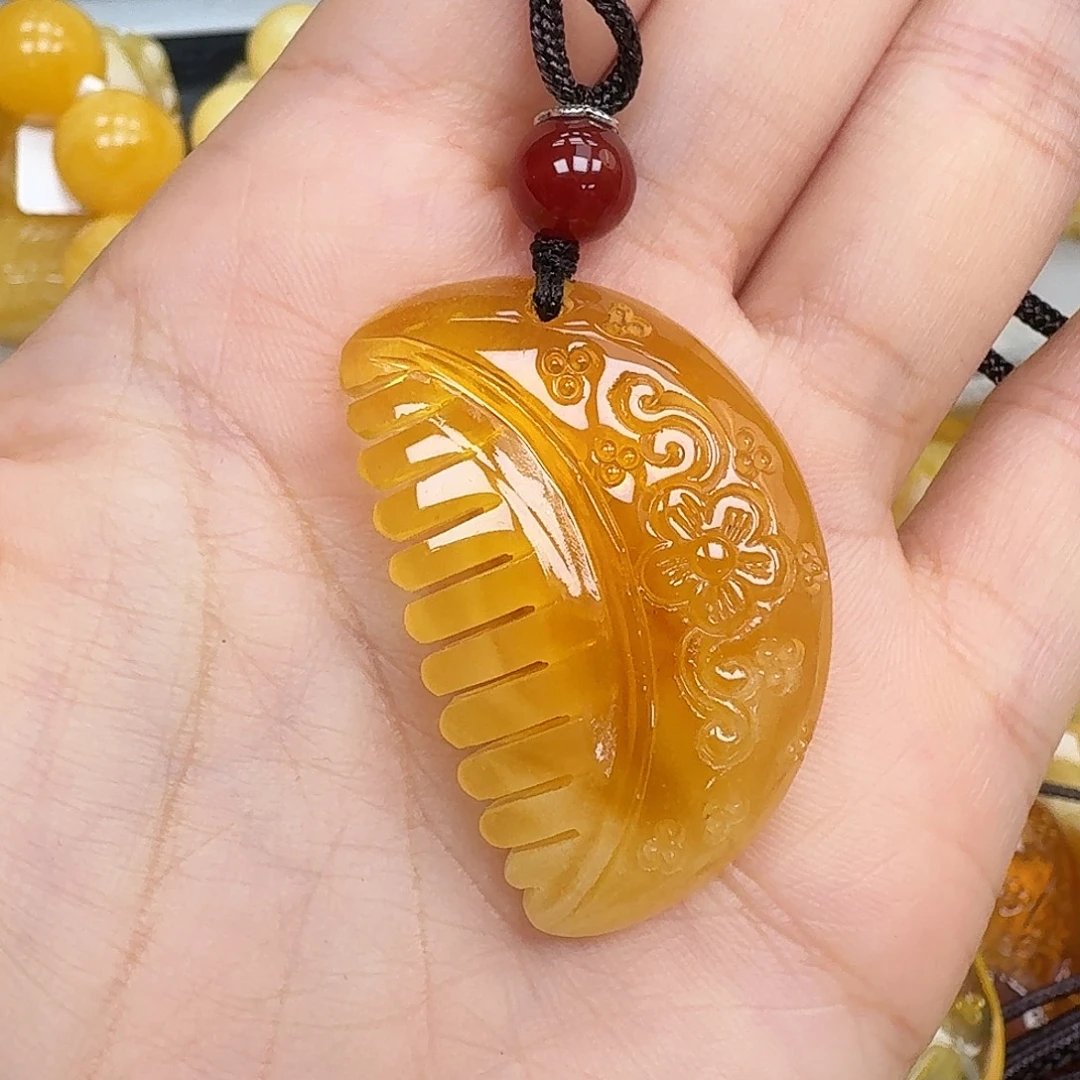 未镶嵌琥珀珠宝奇石