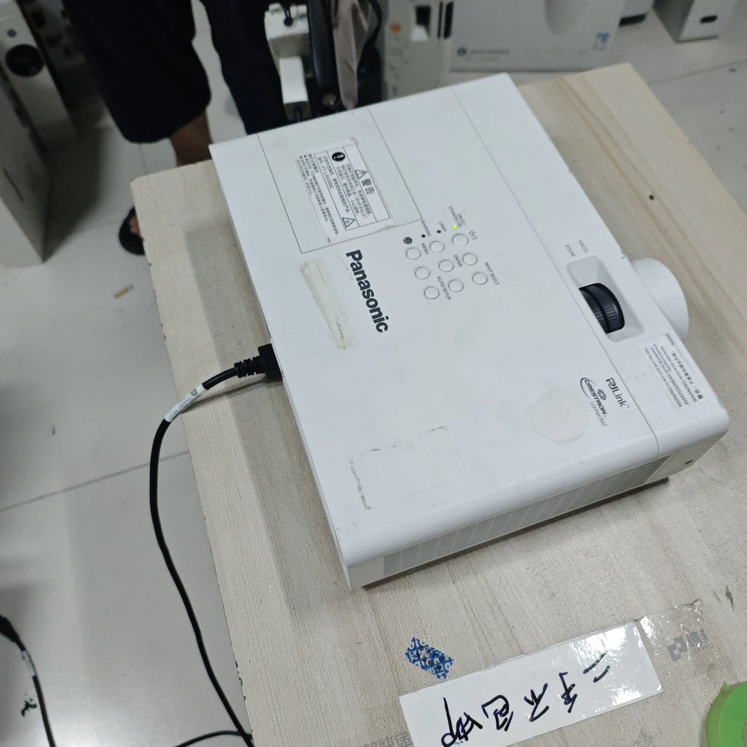 二手松下投影仪运费到付