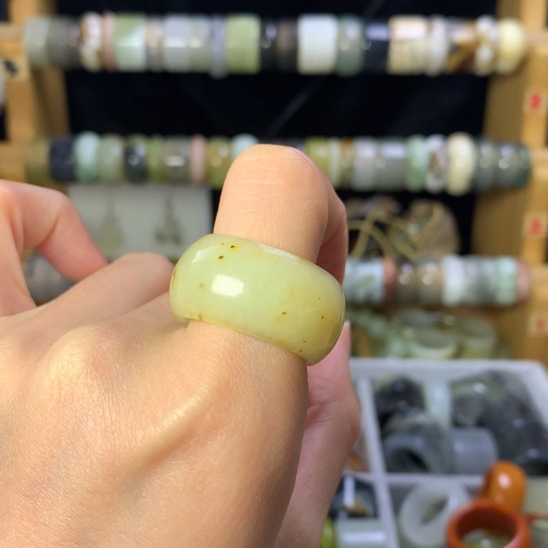 (***笑蛇纹石玉合金戒指