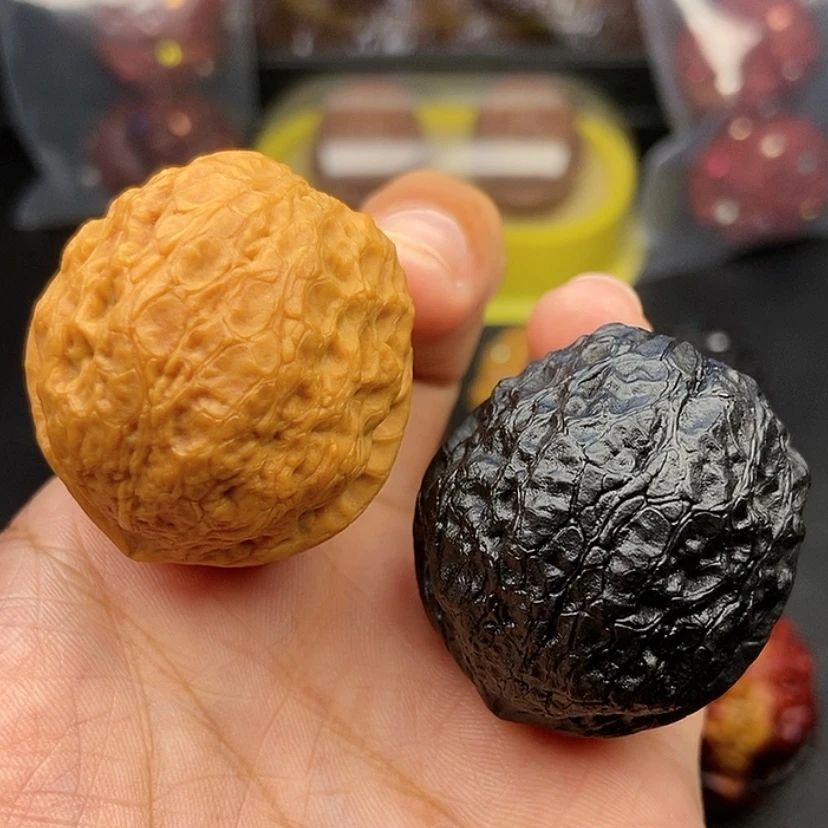 【闪购商品】把件文玩核桃39尺蛇皮元宝