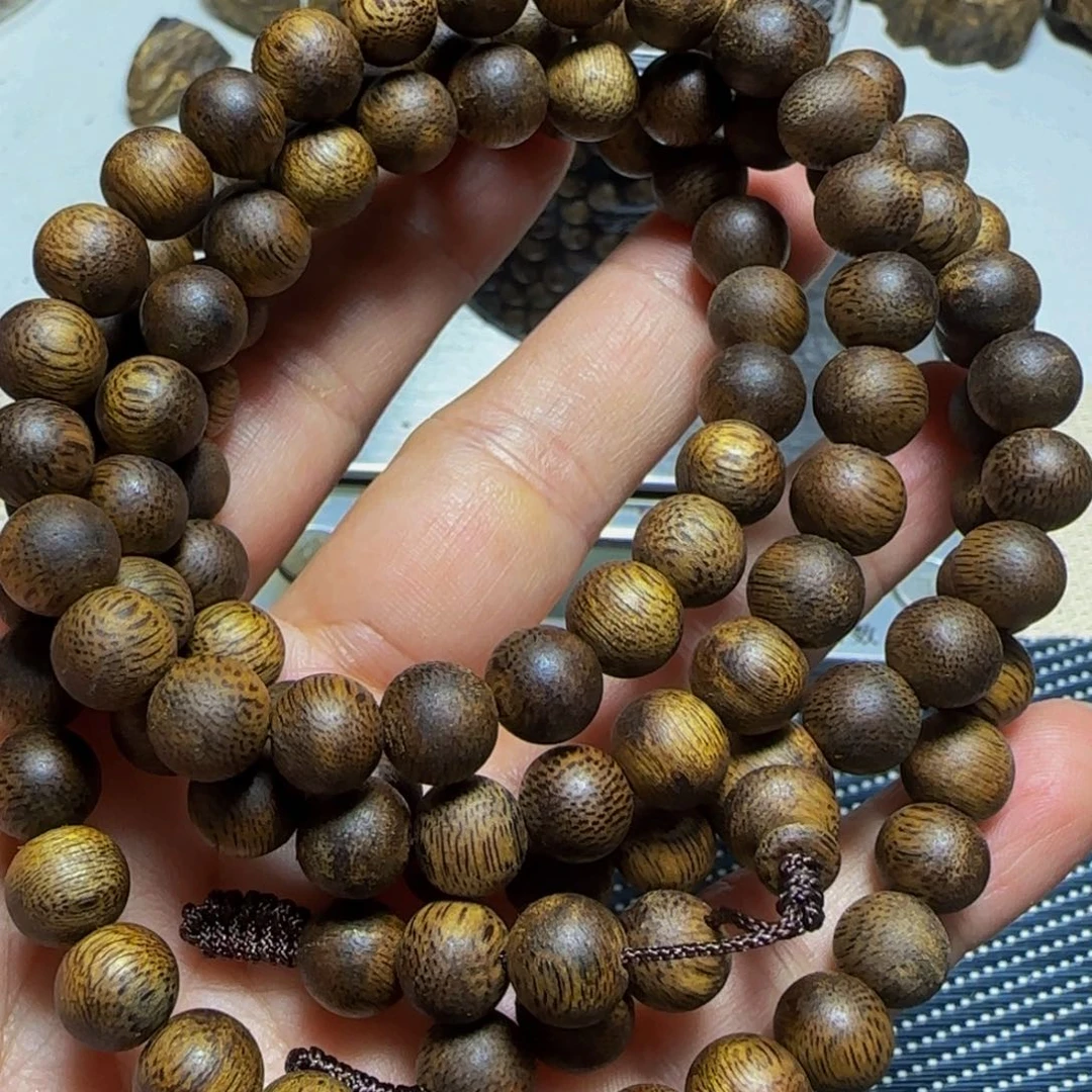 火***夫木卡8绿奇圆珠23克，+33克损珠。