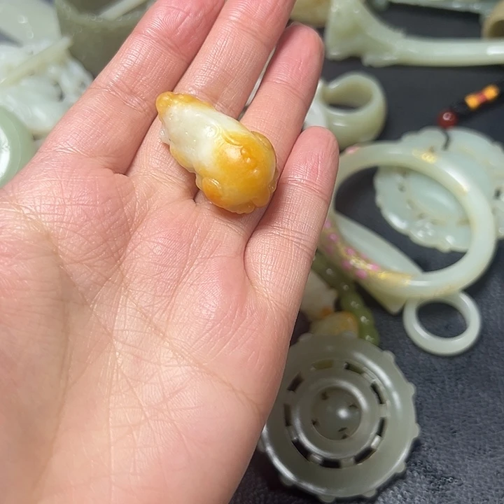 和田玉（子料）未镶嵌颈饰