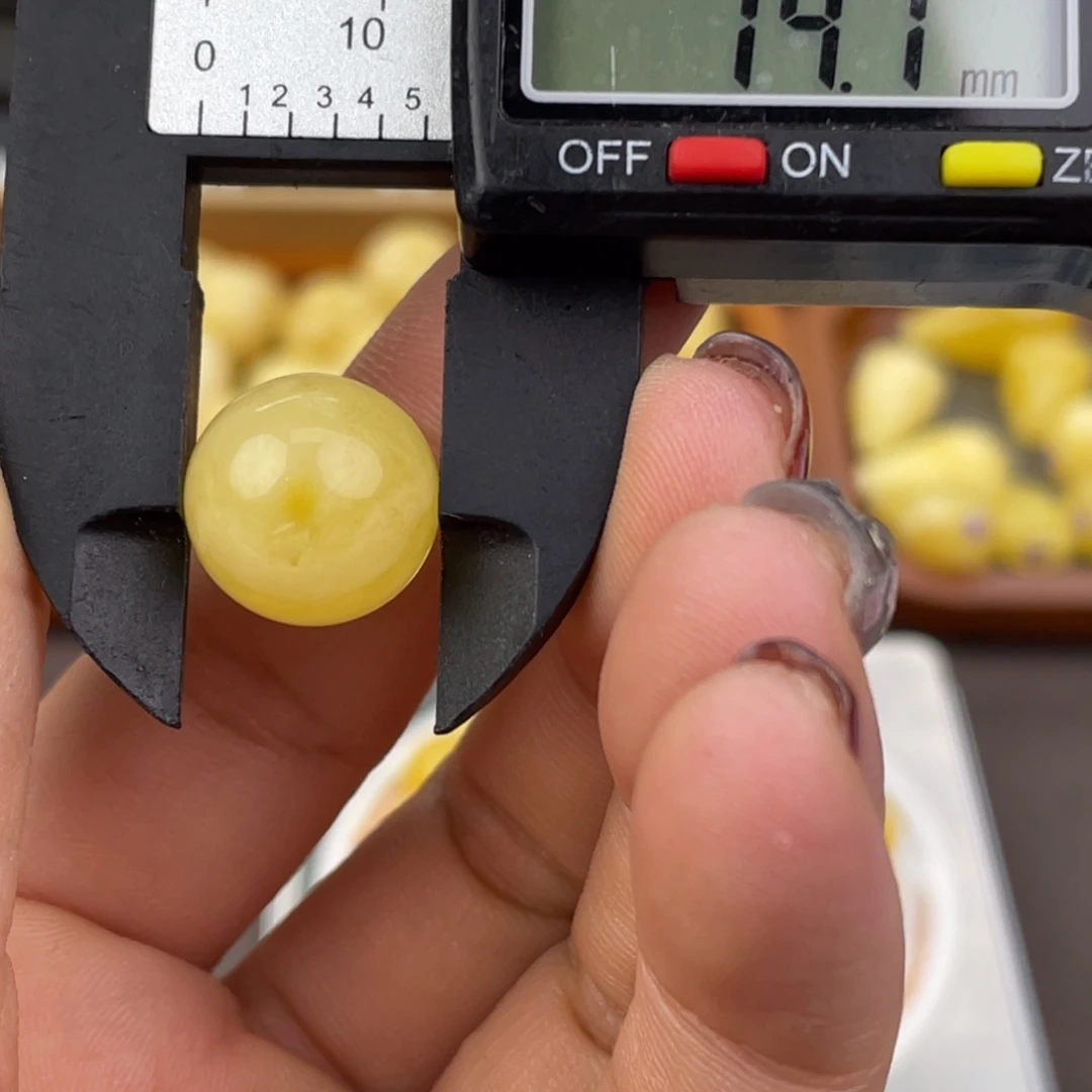 裸石蜜蜡未镶嵌微瑕74