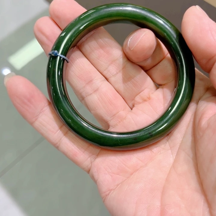 和田玉（碧玉）手镯未镶嵌碧玉老菠菜红皮珍藏版56.5m m