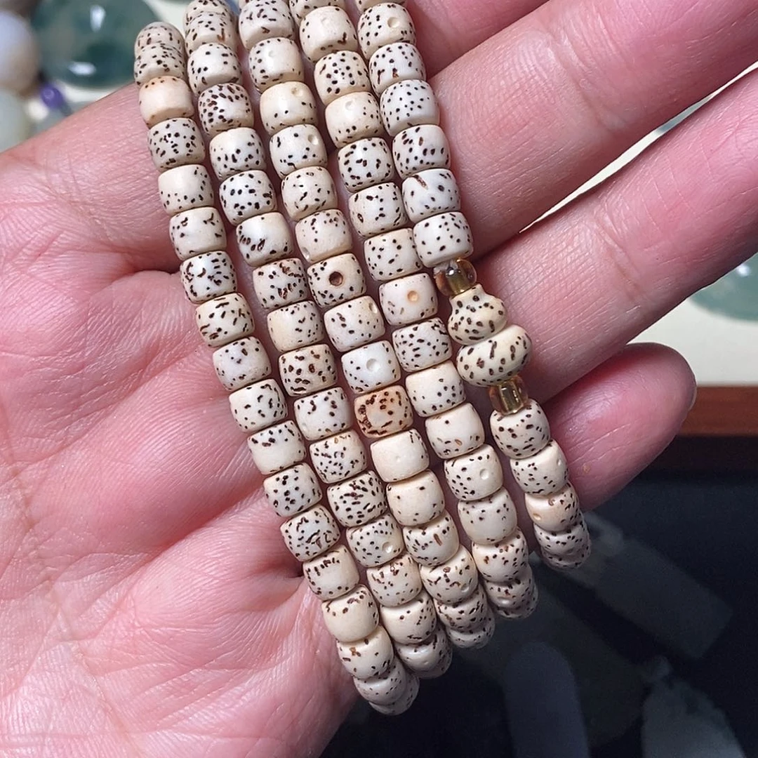 星月菩提吊坠星月菩提手串