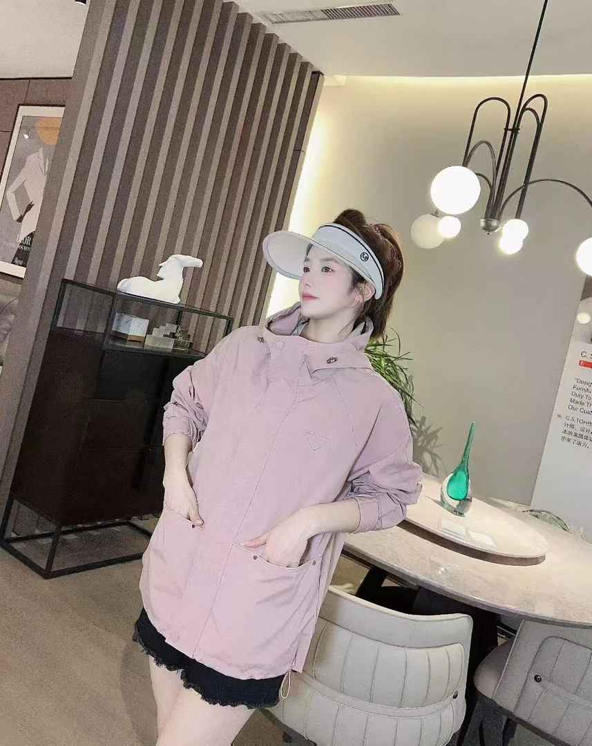 欧洲站2025春季新款高级感休闲连帽薄款冲锋衣外套女百搭上衣*011