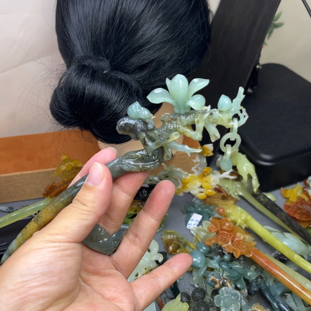 蛇纹石玉未镶嵌发簪