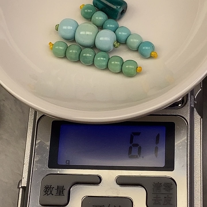 八***月未镶嵌高瓷老型15颗桶珠一颗