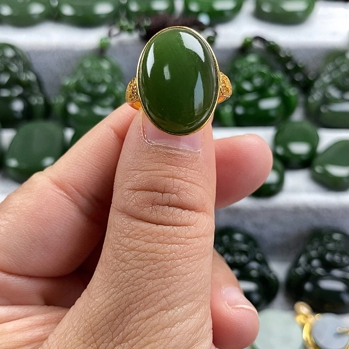 和田玉（碧玉）未镶嵌颈饰