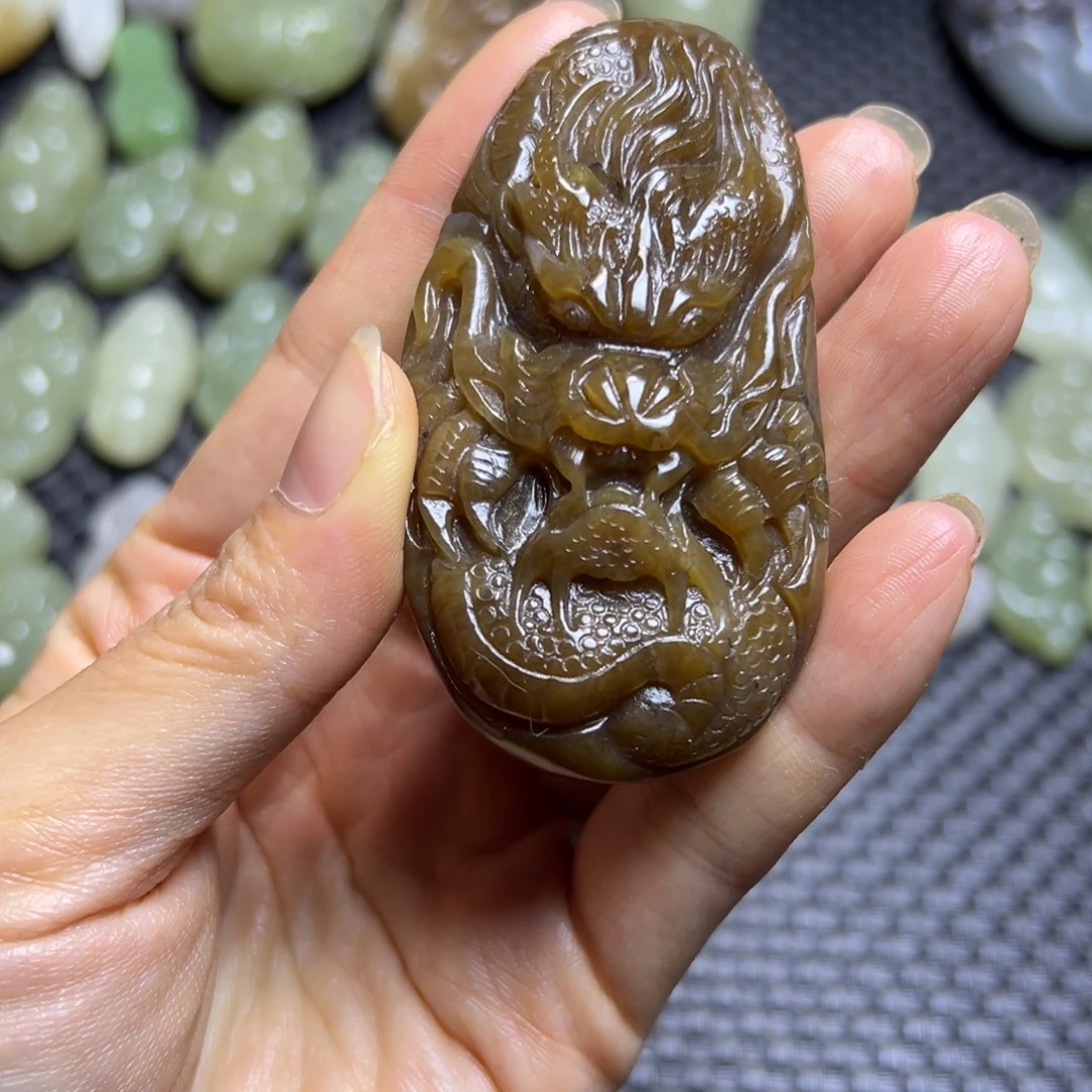 未镶嵌和田玉把件