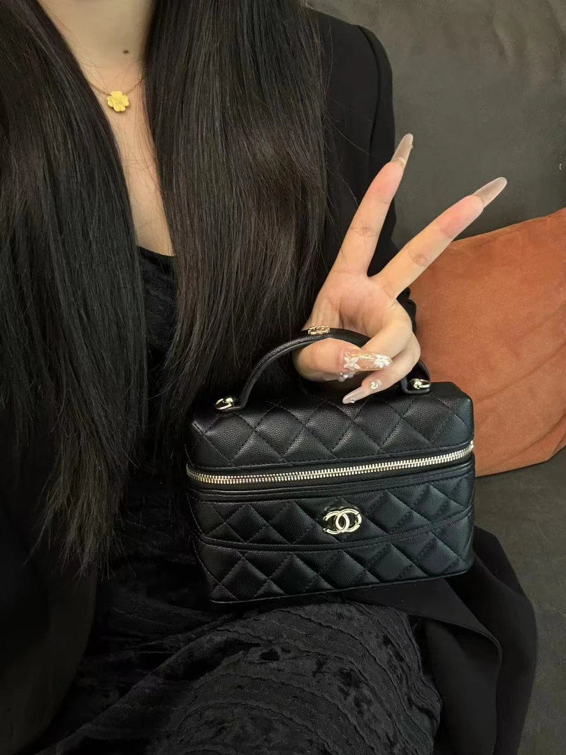 【豆大人】25c菱格新款单肩斜挎扁盒子包