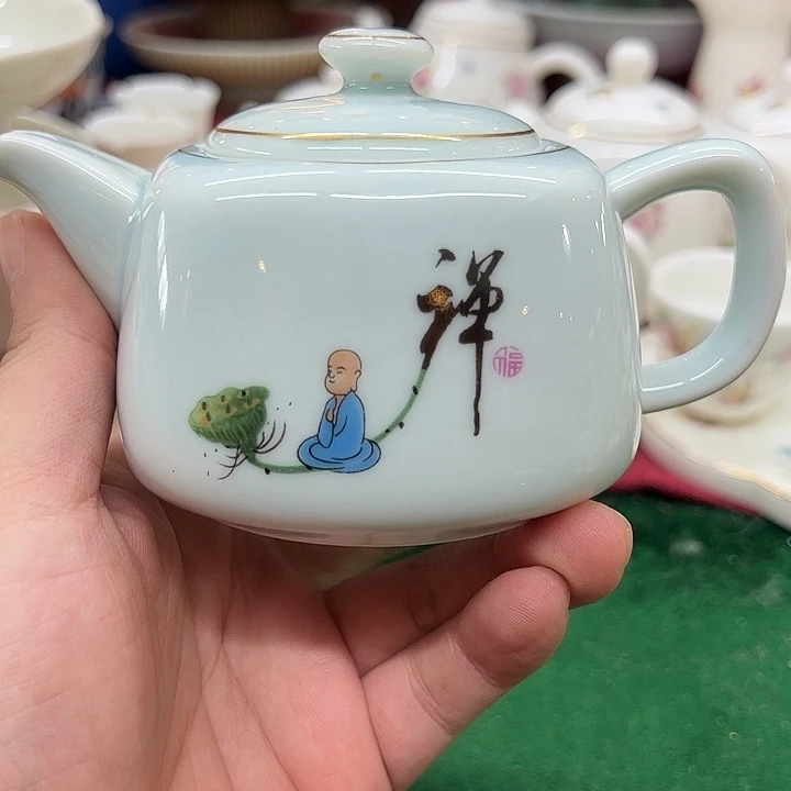 陶瓷茶壶哈哈哈哈哈