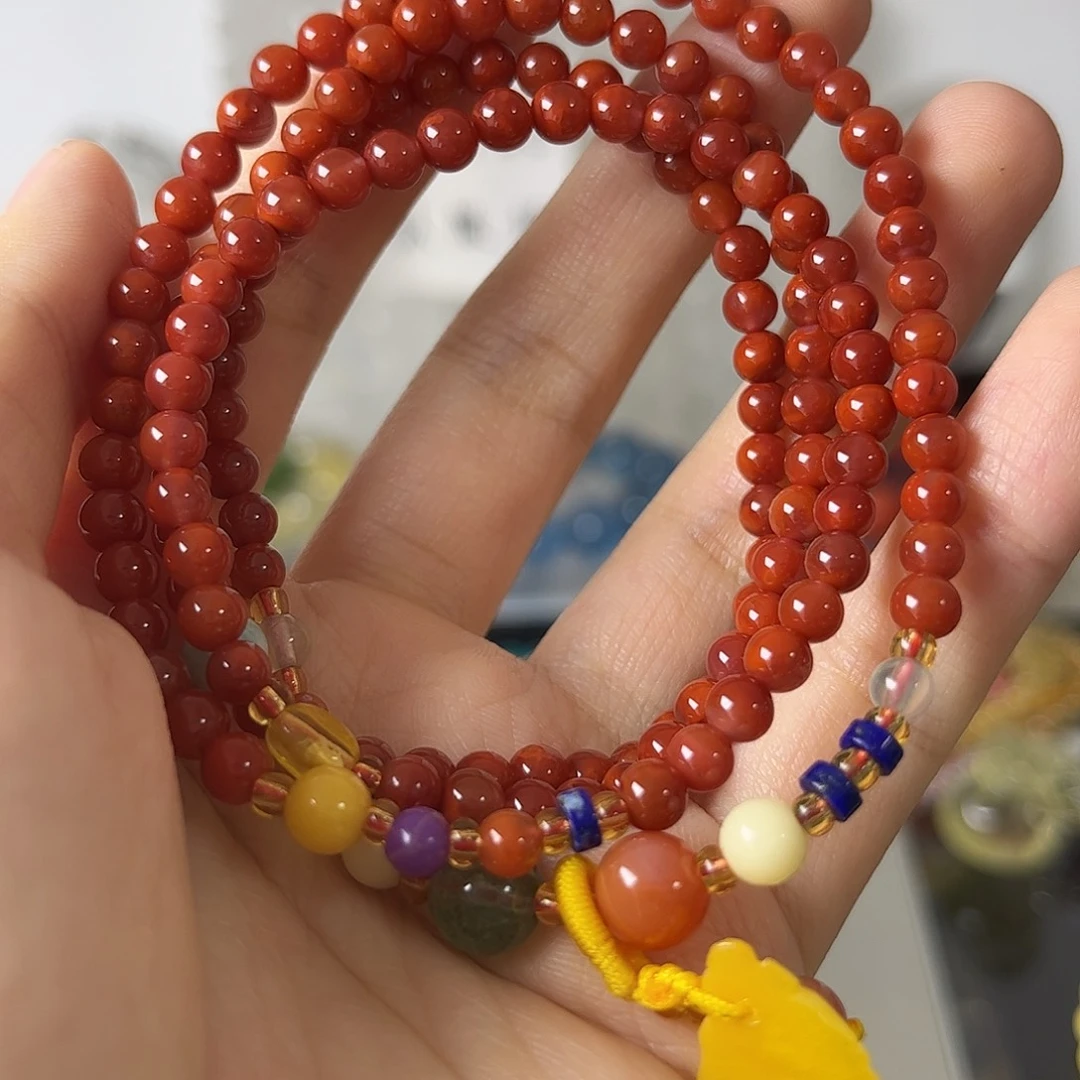 南红玛瑙未镶嵌手链矿坑