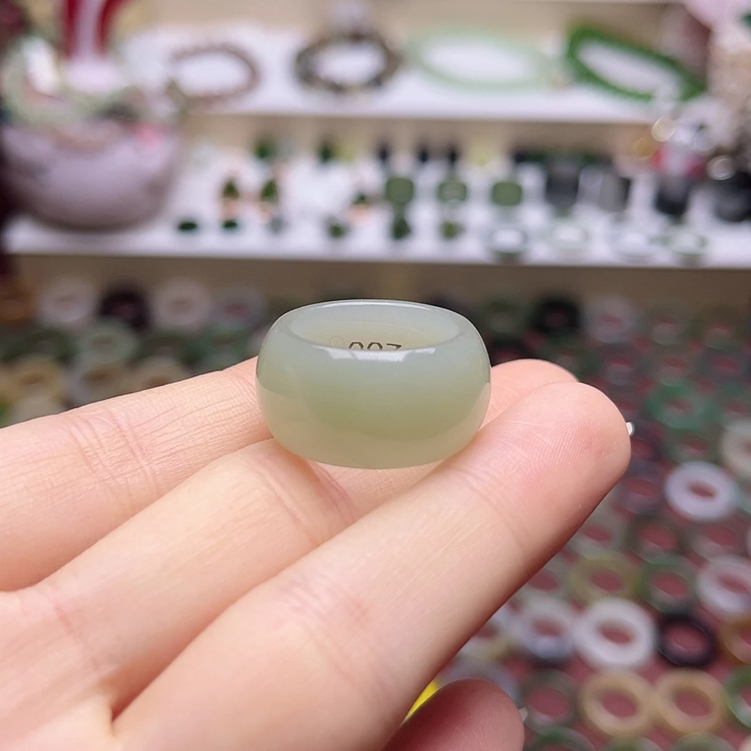 和田玉戒指未镶嵌17.1俄翠