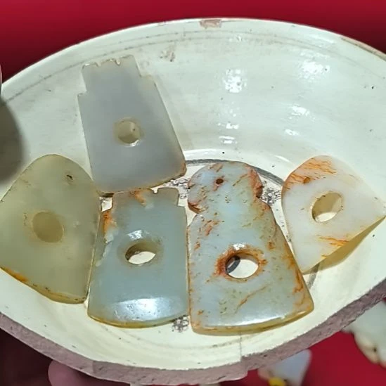 摆件玉，，，，，，，，，，，，，，