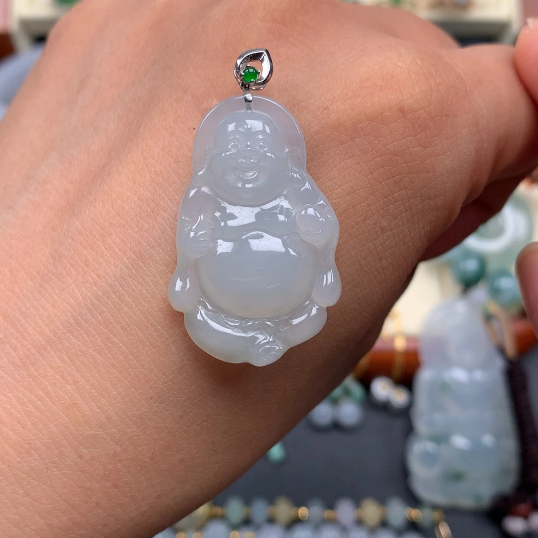 颈饰18K金镶嵌翡翠逍遥佛