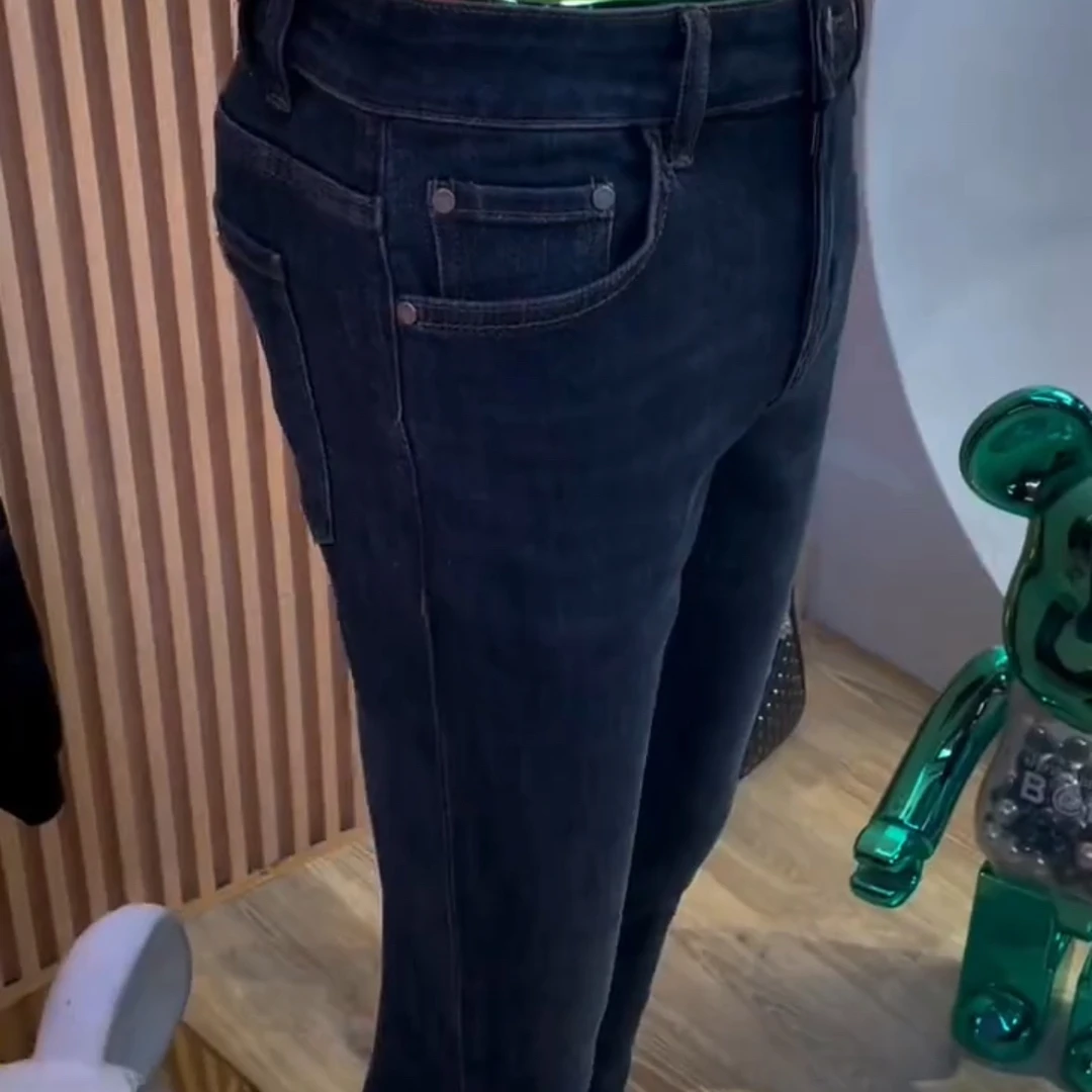 秋冬新款墨蓝色男牛仔裤子高端轻奢经典洗水修身轻奢中腰小脚裤