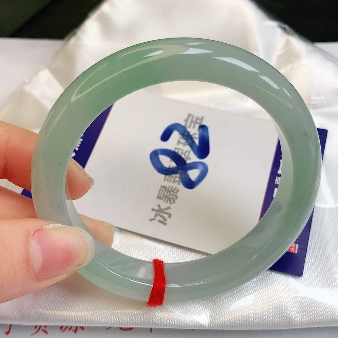 翡翠手镯未镶嵌缅甸天然a货翡翠