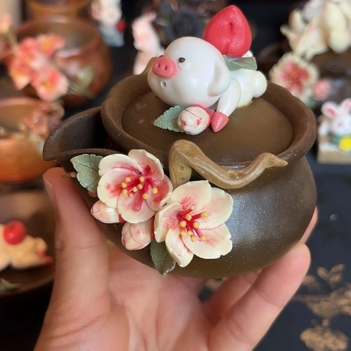 千玺造物小猪桃花宝瓶02