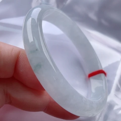 翡翠手镯未镶嵌正60(侧面有微微石筋48小时鉴赏期)