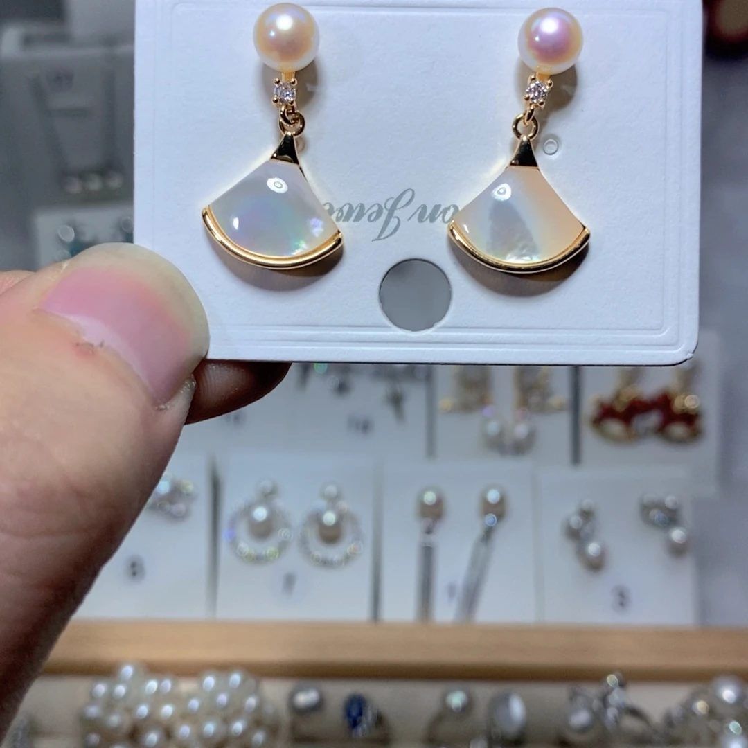 银S925镶嵌淡水珍珠耳饰