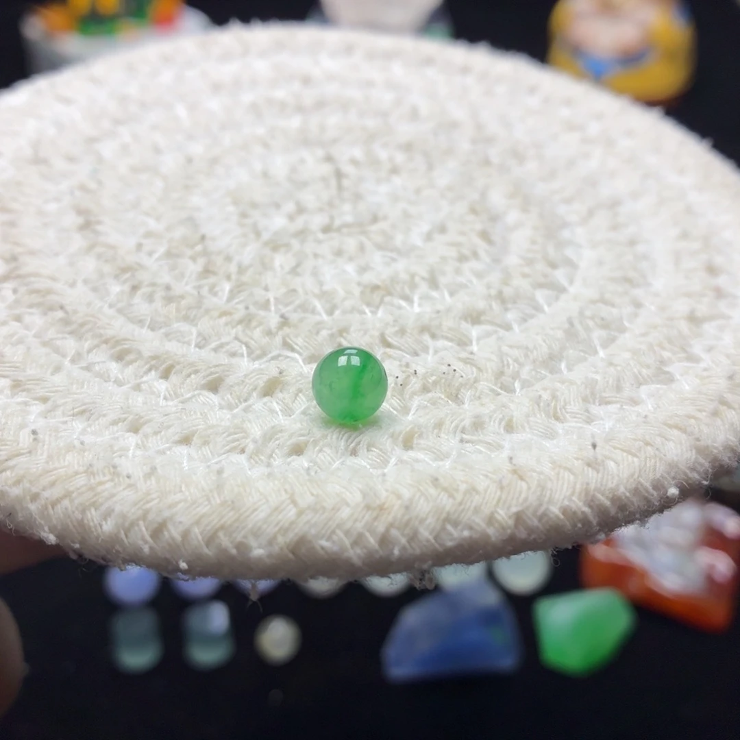 翡翠未镶嵌手链6.8冰绿圆珠