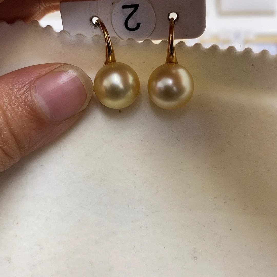 耳饰海水珍珠18K金镶嵌