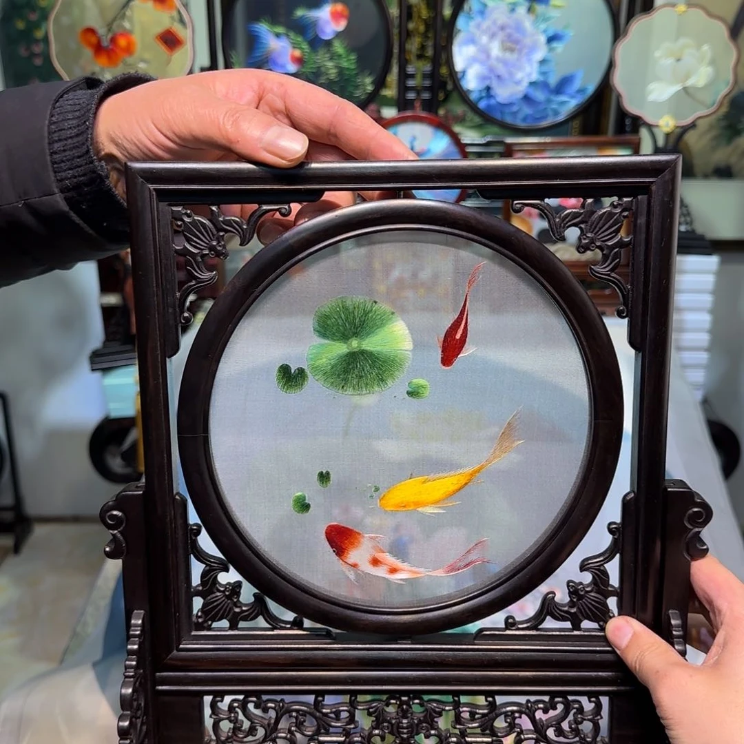 刺绣刺绣工艺精湛