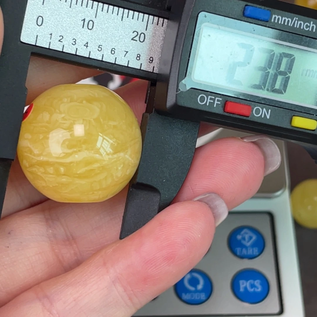 未镶嵌琥珀裸石304