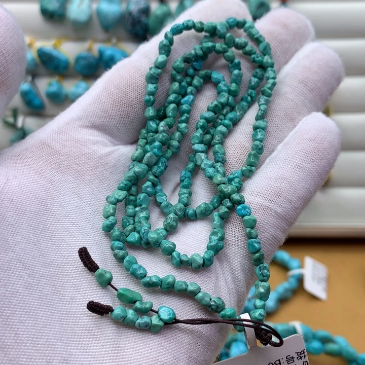 绿松石未镶嵌原矿