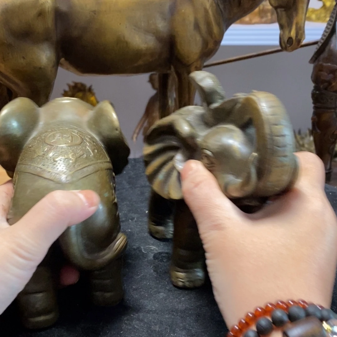 黄铜材质，一对小象