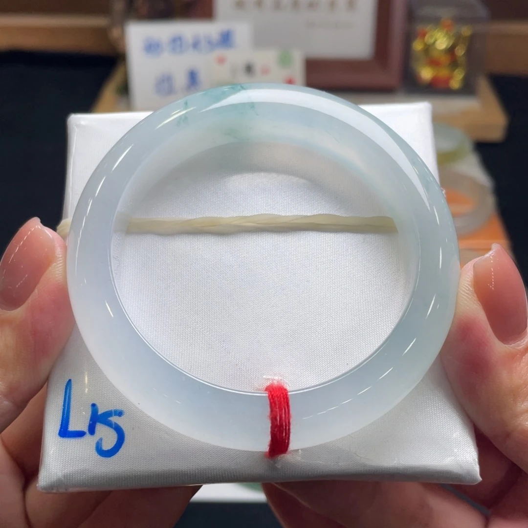 翡翠手镯未镶嵌翡翠55.5正圈