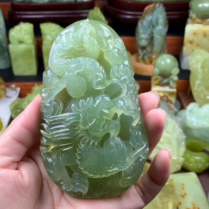 岫玉未镶嵌手把件