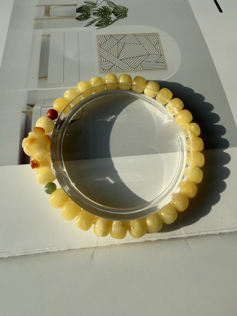 天然蜜蜡小熊单圈手串百搭黄色老型时尚女款简约精美鸡油黄经典