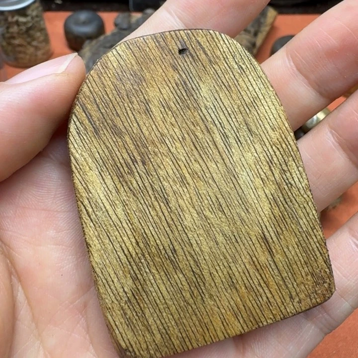 大叶紫檀（黑酸枝木类）