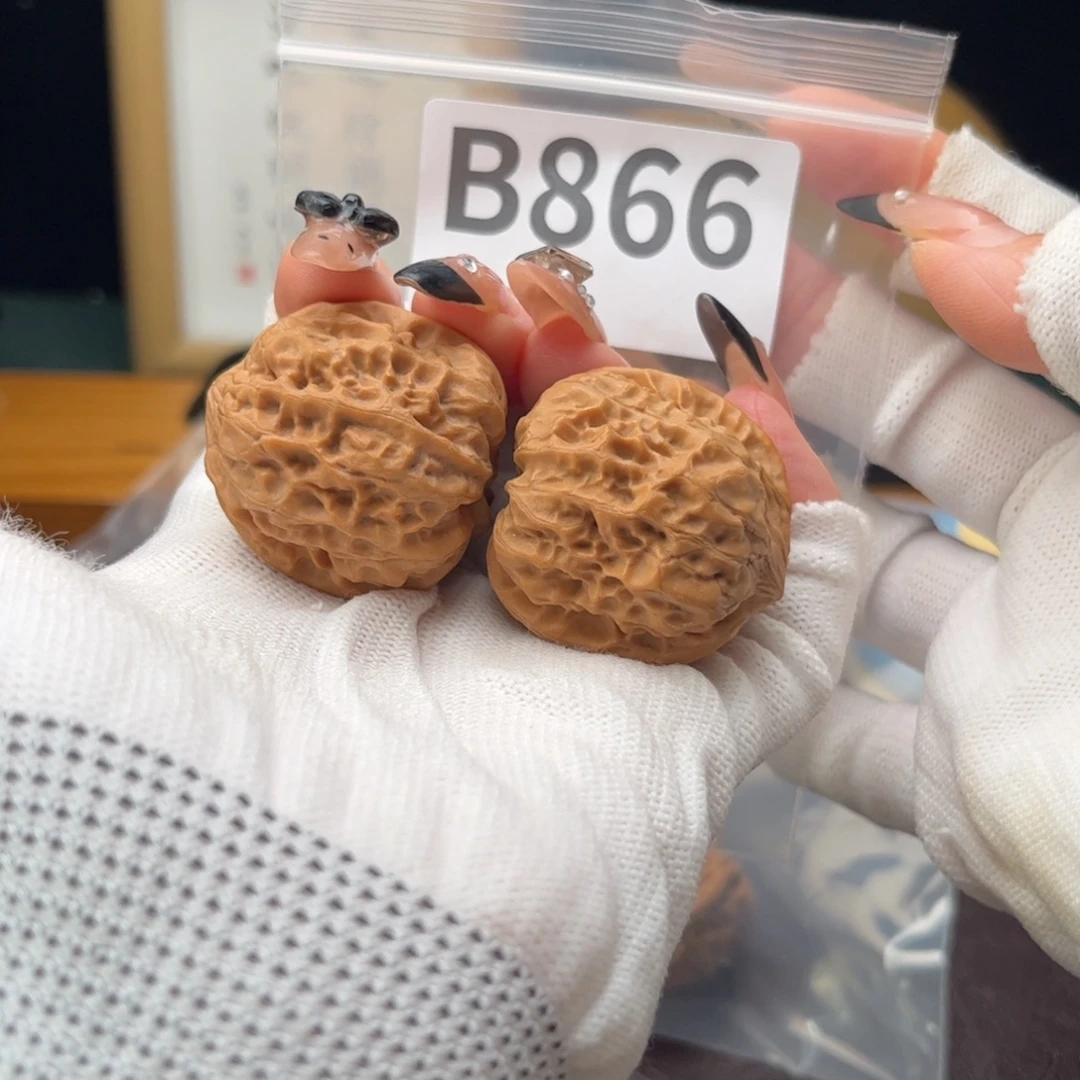 文玩核桃把件34昆仑印b866