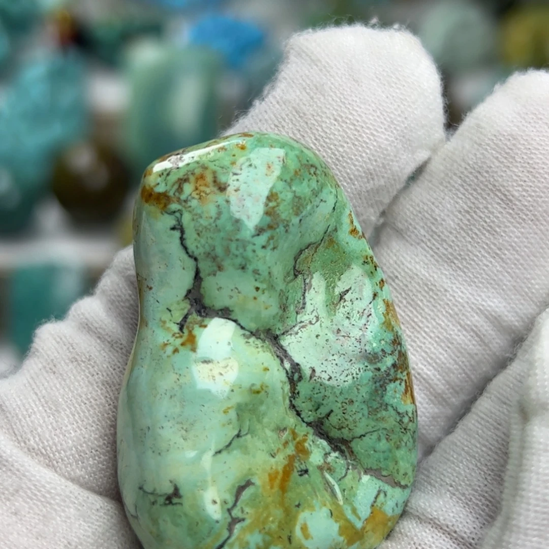 绿松石未镶嵌天然原矿绿松石