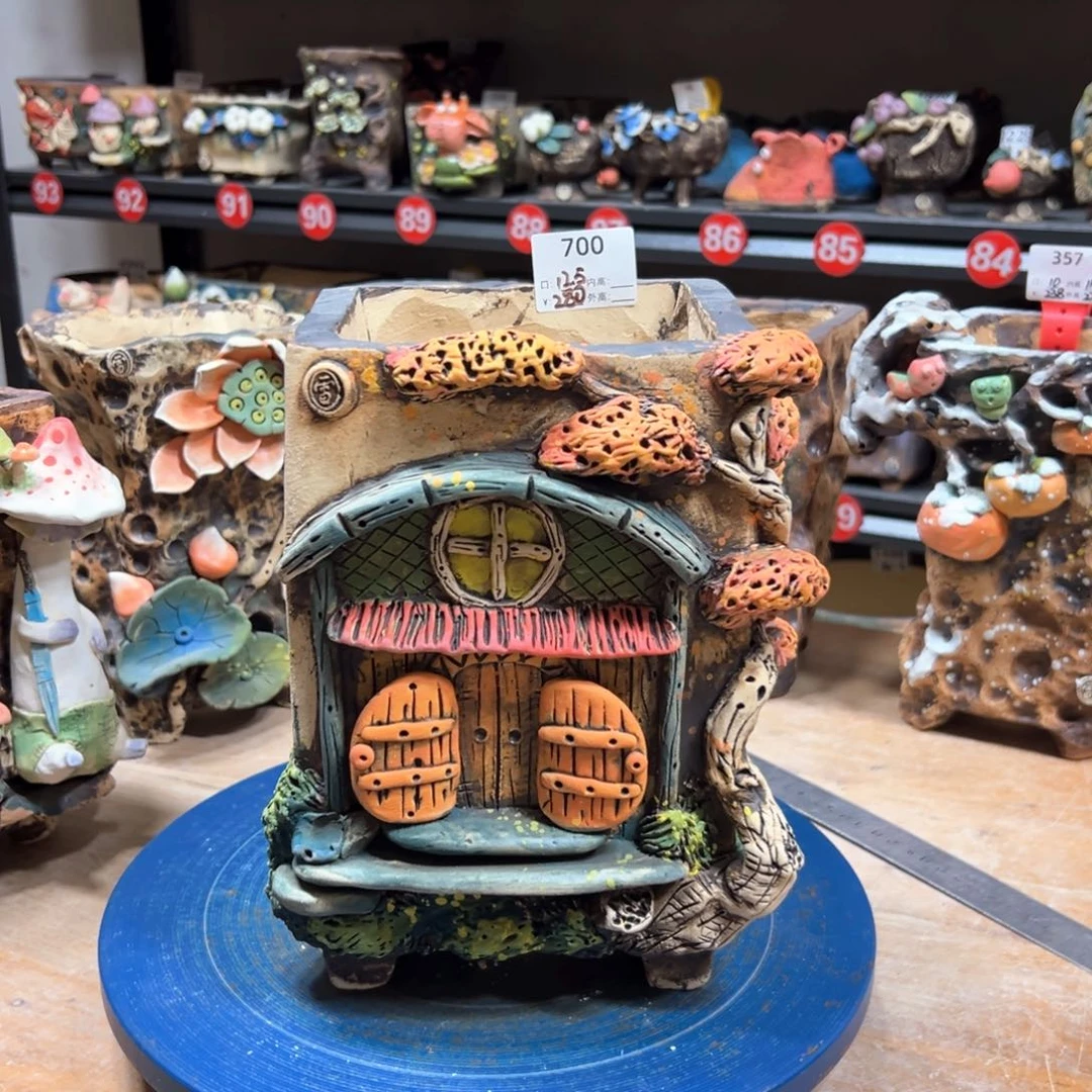 红陶700微瑕，雨田花器