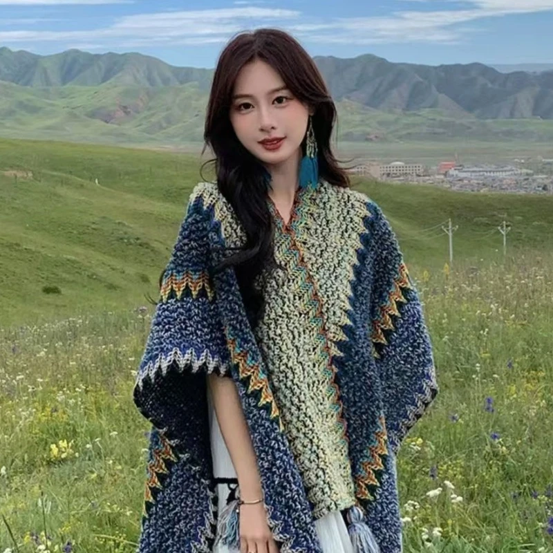 网红披肩女新款春夏民族风云南特色外搭秋冬洋气丽江大理斗篷披风