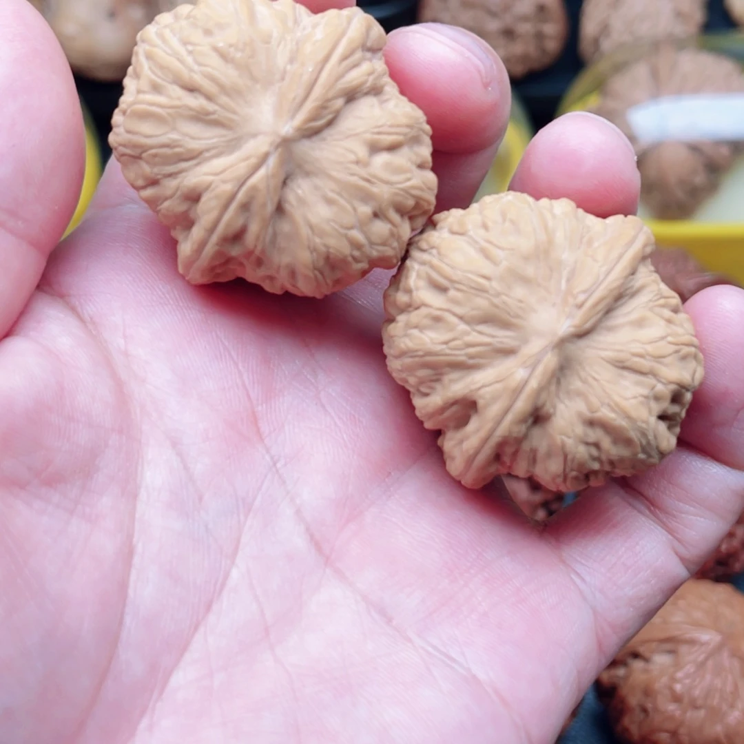 文玩核桃把件平谷元宝39×38×30