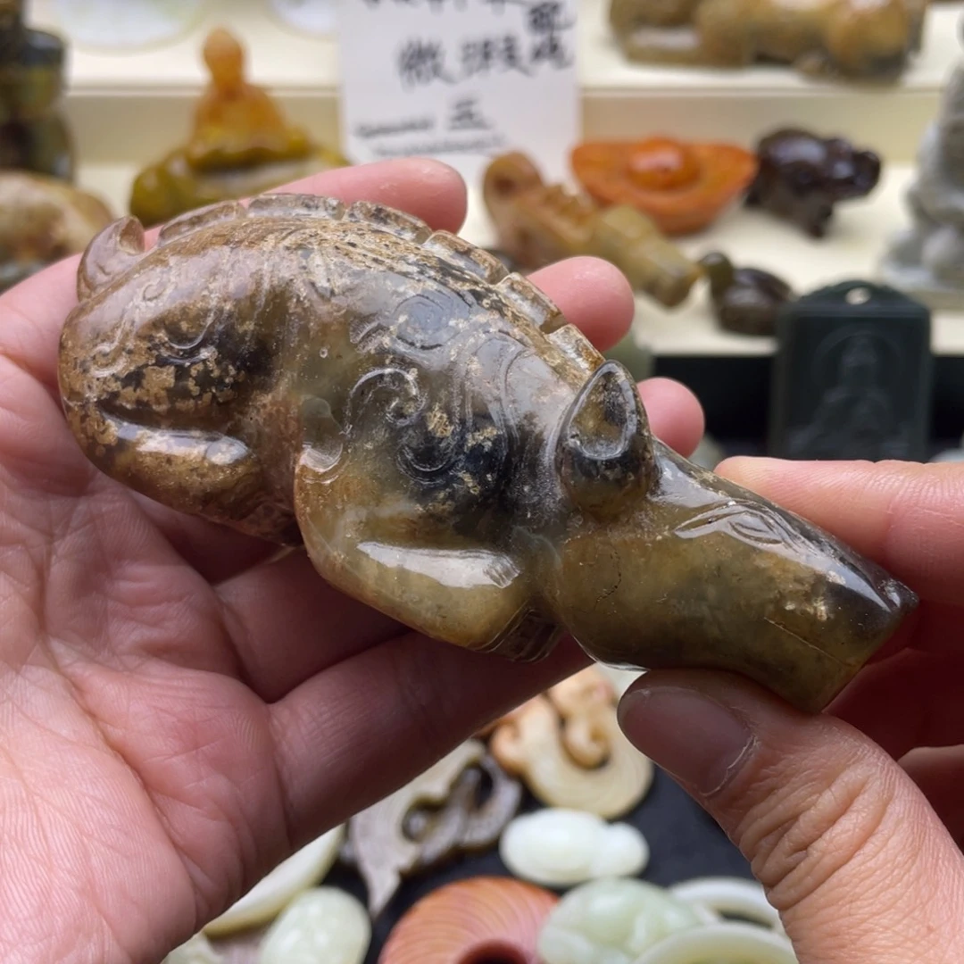 蛇纹石玉未镶嵌颈饰36