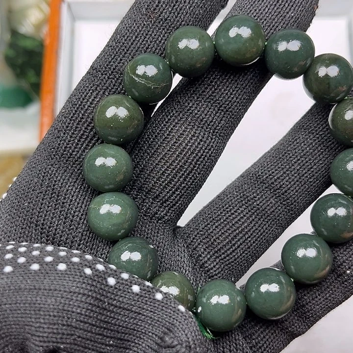 未镶嵌手链和田玉2颗有裂