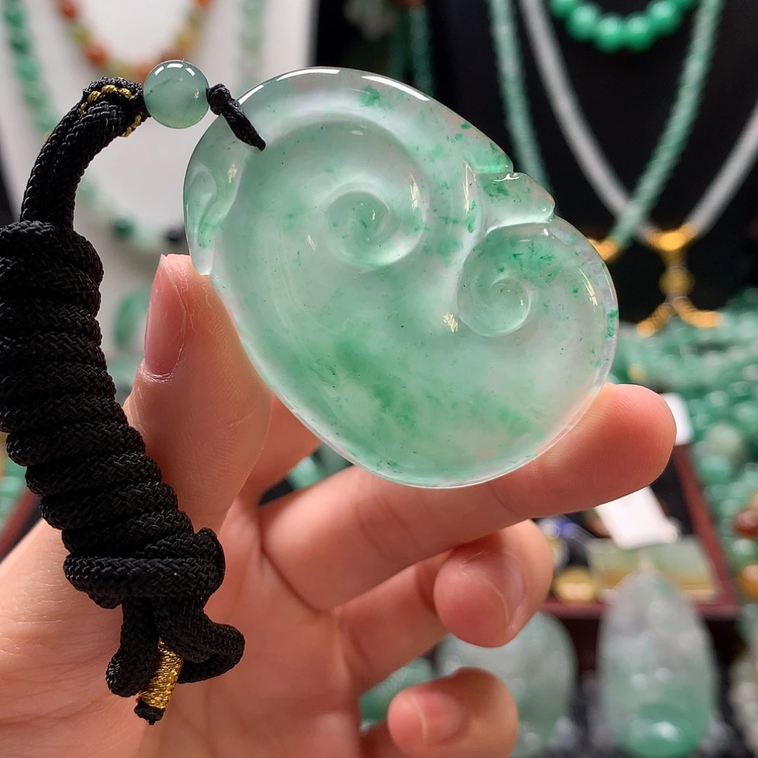 石英质玉未镶嵌吊坠