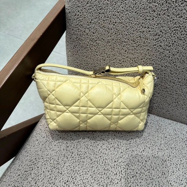 99新 DIOR/迪奥 Travel Nomad奶油黄饭盒包 US59515